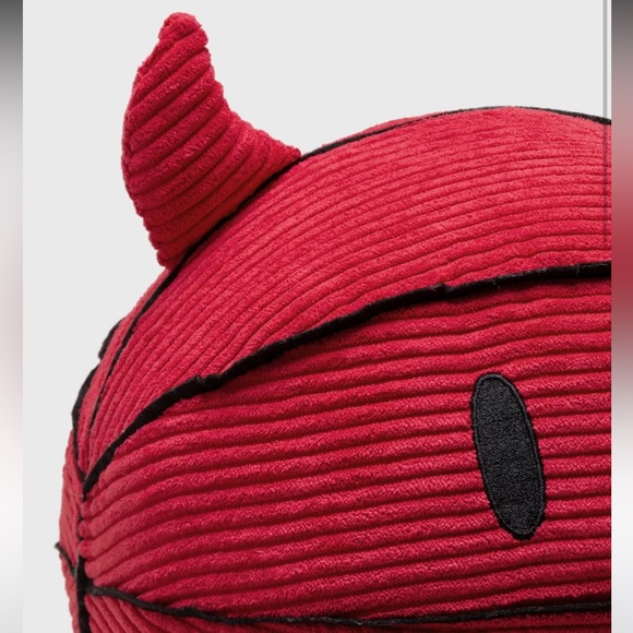 Market X Smiley Devil Plush Basketball - Picture 4 of 8
